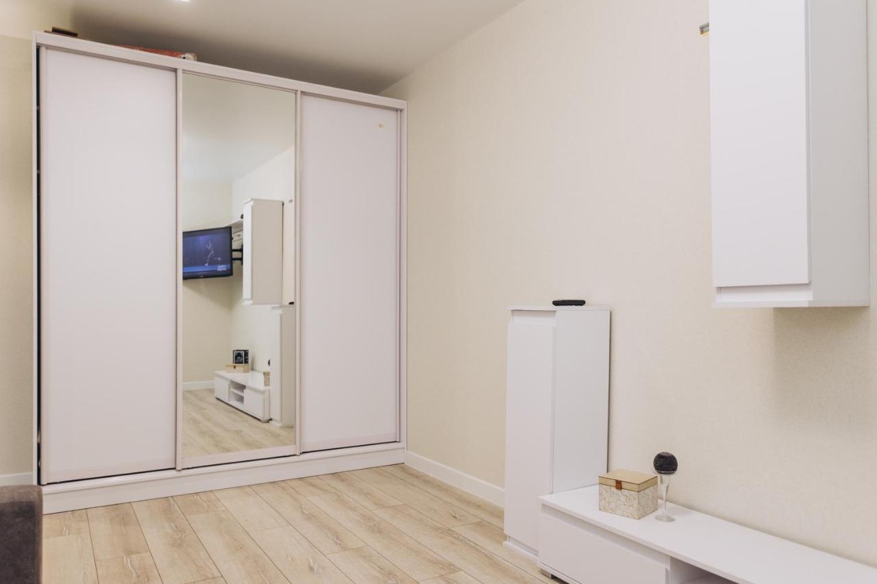 Apart-Smart 5.26 Near Lavina 5 Floor Kharkovskaya Szumi Kültér fotó