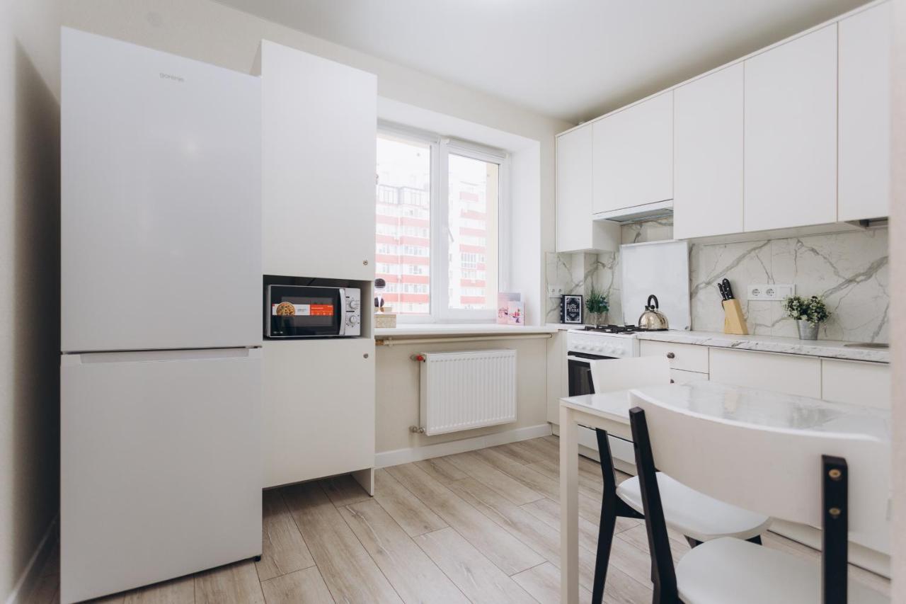 Apart-Smart 5.26 Near Lavina 5 Floor Kharkovskaya Szumi Kültér fotó